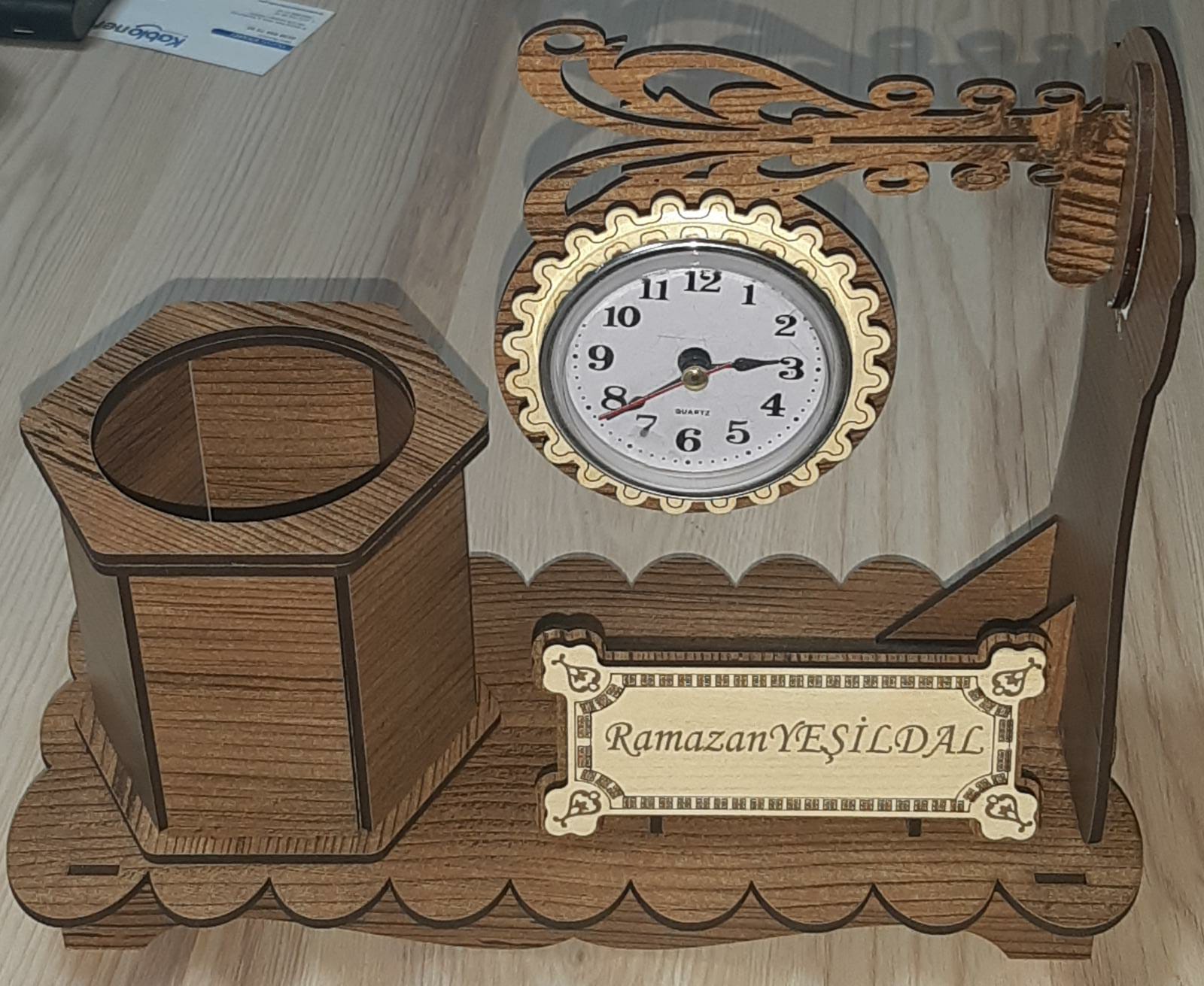 Masaüstü Saatli Kalemlik İsimlik